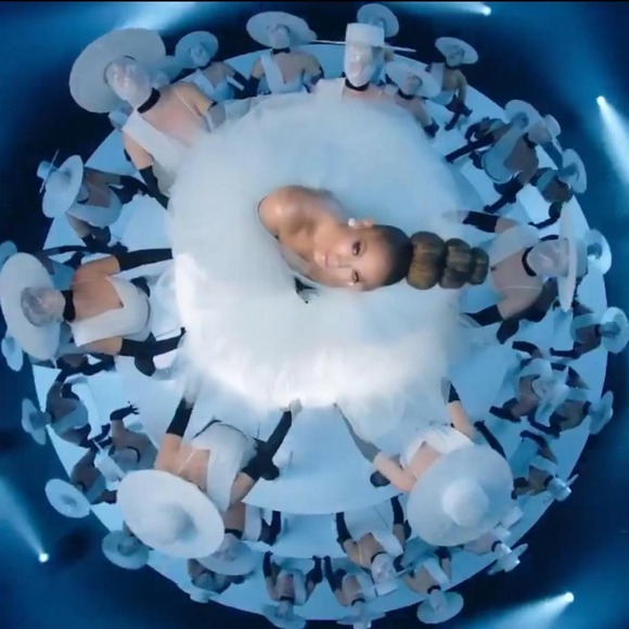 White polkadot fedora hat - Picture 4 of 5